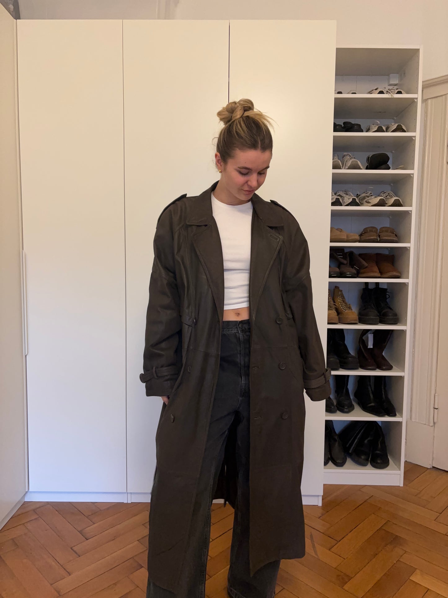 Vintage Leder Trenchcoat Damen – braun | Oversized Ledermantel mit Bindegürtel